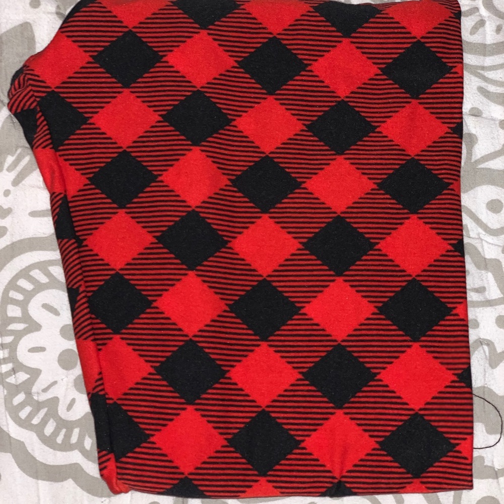 NWOT LuLaRoe OS Leggings